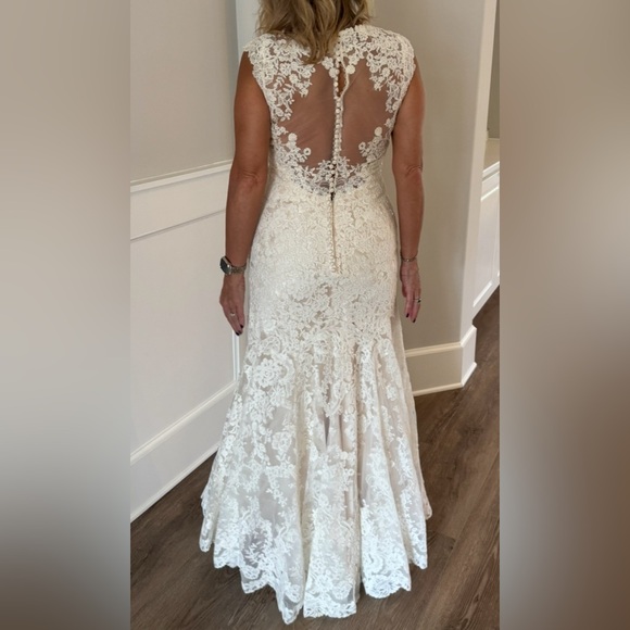 Allure Bridals Lace Wedding Dress in Cream - Picture 8 of 11